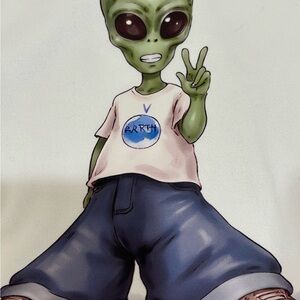 Trendy White Alien Graphic Crop Top